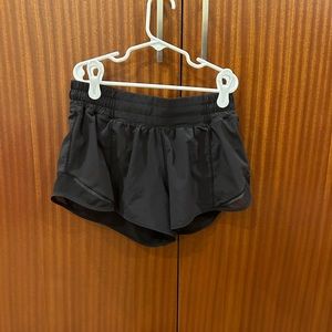 lululemon hotty hot shorts